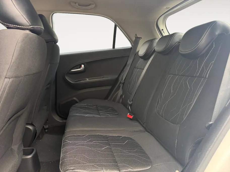 Kia Picanto 1.0 CVVT DynamicLine | Climate Control | Cruise Control | LED dagrijverlichting | LM velgen |