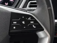Audi Q4 e-tron 40 Launch edition Advanced Plus 77 kWh/204pk · SOH 94,7% · Camera · Matrix LED · Warmtepomp · Head-Up Display · Elek. Achterklep · Dodehoeksensor · Stoelverwarming ·