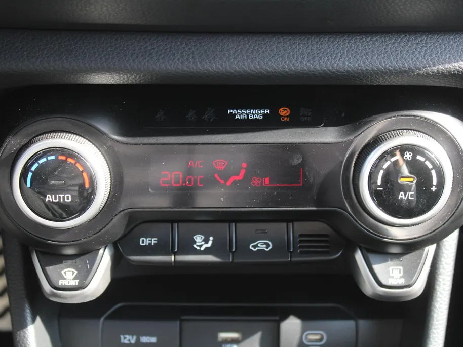 Kia Picanto 1.0 DPI GT-Line | Schuif-/kanteldak | Stuur-/stoelverwarming | Navi | Clima | Cruise | Camera | Leer | 16' LM | LED | Keyless |