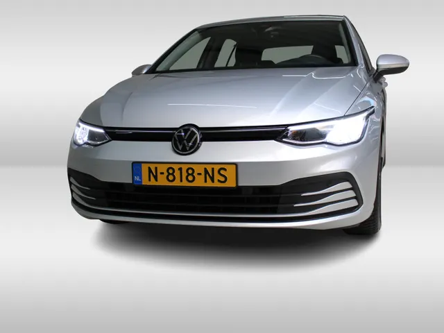 Volkswagen Golf 1.0 eTSI Life DSG | Navigatie Pro | Cruise Control | Lichtmetalen velgen