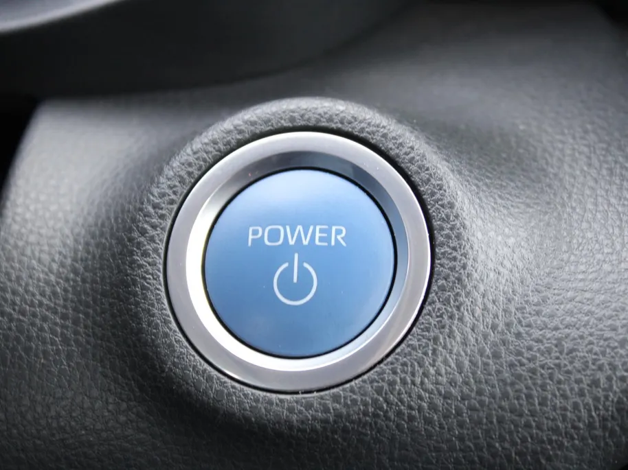 Mazda 2 Hybrid 1.5 Agile | Comfort pakket | CarPlay | Camera | Stuur-/stoelverwarming | Cruise adapt. | 15' LM |