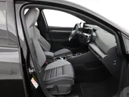 Volkswagen Golf 1.5 eHybrid 272pk DSG GTE · Panoramadak · Leder · Wegklapbare Trekhaak · Stoelventilatie · Camera · Dodehoek Detectie · 18'' Inch · Garantie t/m 30-0-2030 of 100.000km