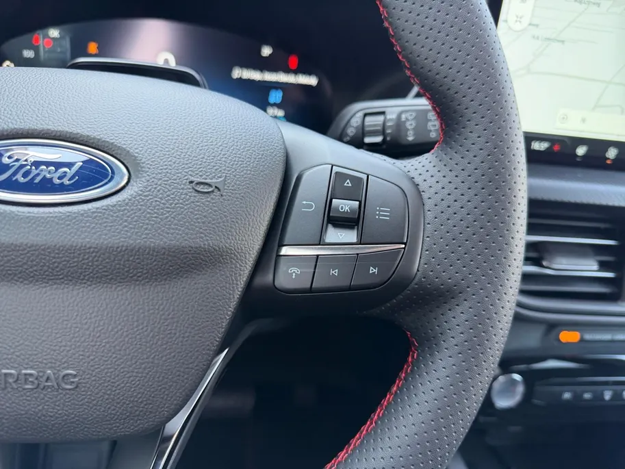 Ford Kuga 2.5 PHEV ST-Line | Uit Voorraad Leverbaar | Tijdelijk met 8 jaar Garantie! | €4.000,- Ready Set Ford Bonus | 0,99% Rente met Ford Options | Trekhaak | 2100kg Trekgewicht | Adapt. Cruise Control | 360 Graden Camera | BLISS | Winterpakket