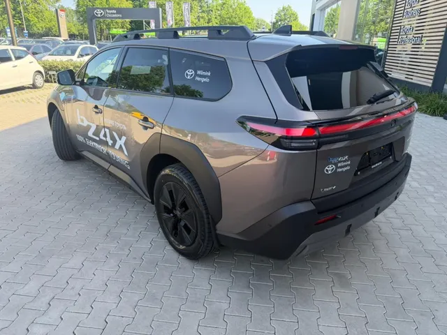 Toyota bZ4X Touring Executive AWD 75 kWh