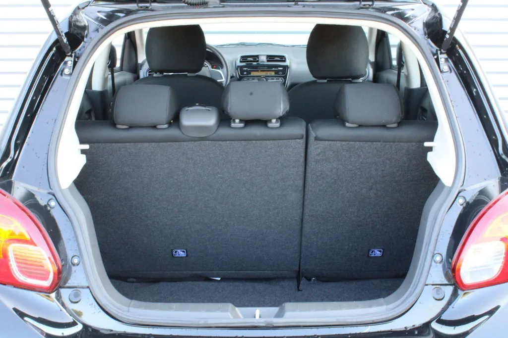 Mitsubishi Space Star 1.0 Cool+ | 15' LM Velgen | Airco | 5 Jaar Garantie |