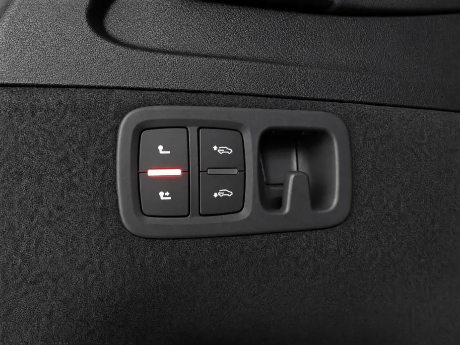 Audi Q7 55 TFSI e quattro Pro Line S 394 PK ·Leder bekleding · Assistentie. plus, remote park · Head-Up display · Glazen panorama dak · Bang & Olufsen