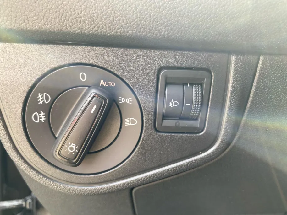 Volkswagen Polo 1.0 TSI Comfortline NL auto | Apple CarPlay / Android-Auto | Adapt. Cruise control | airco | etc.