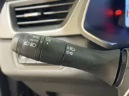 Renault Captur 160PK E-Tech Full Hybrid Techno Automaat | Camera | Parkeersensoren | Adaptive Cruise Control | Climate Control | Apple CarPlay/Android Auto | Full LED | Licht & Regen Sensor | Lichtmetalen Velgen |