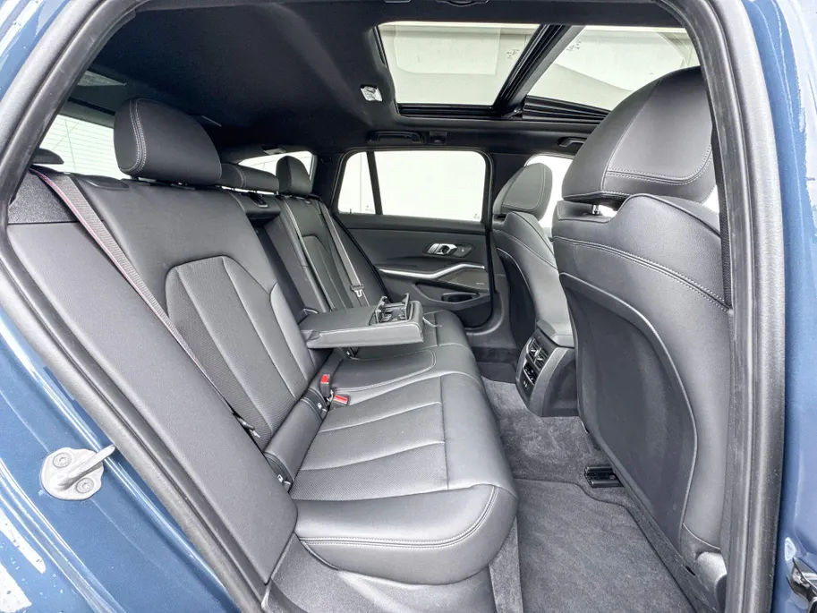 BMW 3 Serie Touring 330e