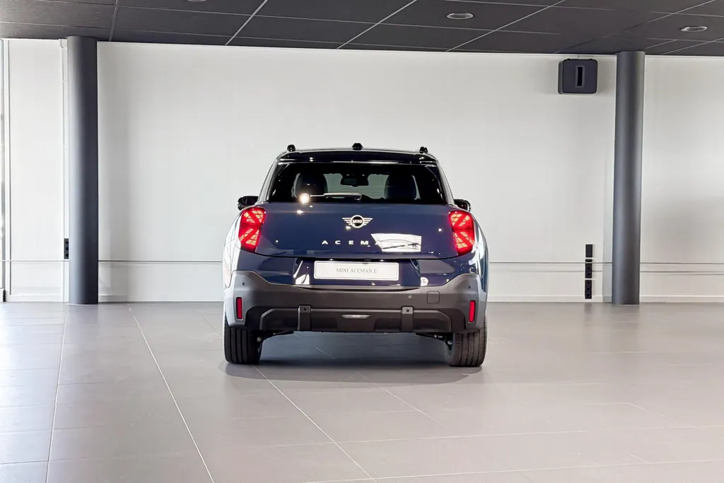 MINI Aceman SE Classic M 54.2 kWh