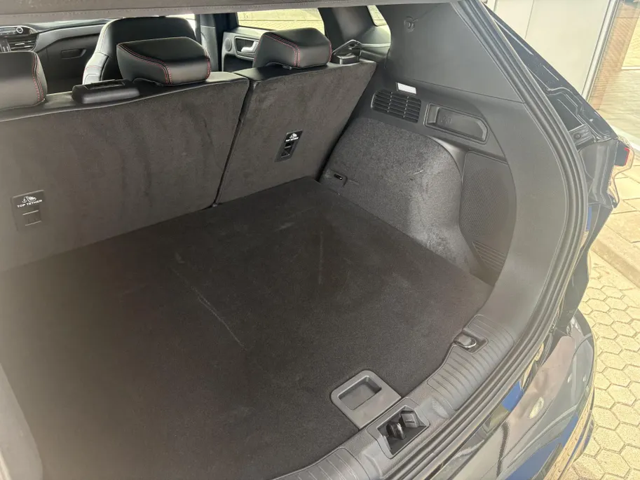 Ford Kuga 2.5 PHEV ST-Line X | AGR voorstoelen | 19 Inch LM