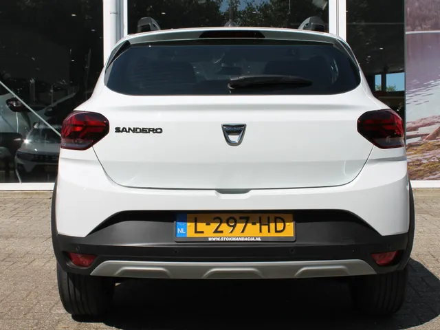 Dacia Sandero Stepway 1.0 TCe 100 Bi-Fuel Comfort | Climat Control | Cruise | Camera | Parkeersensoren |
