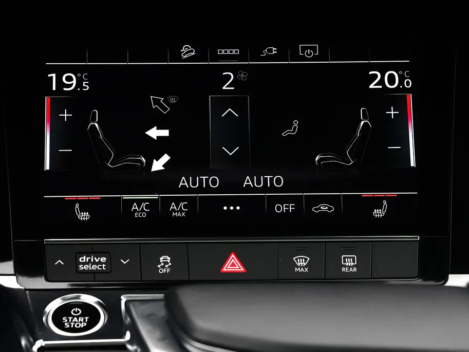 Audi e-tron 55 408pk Quattro S edition 95 kWh · SOH 97% · Panoramadak · Camera · Luchtvering · Elek. Achterklep · 20'' Inch ·