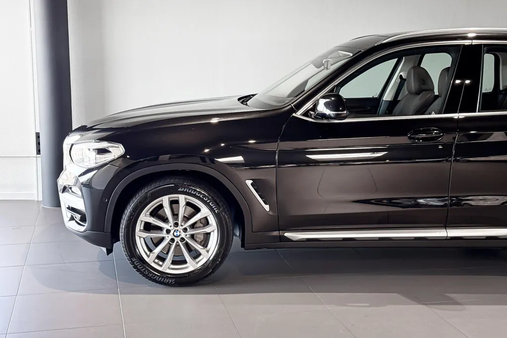 BMW X3 xDrive30i High Executive