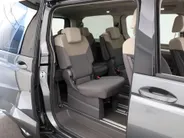 Volkswagen Multivan 1.4 218pk DSG eHybrid L2H1 Life Business · Glazen dak · Trekhaak · Camera · Elek. Schuifdeuren · Apple/Android Car Play · 7 Persoons · 18'' Inch · Garantie t/m 02-06-2028 of 100.000km