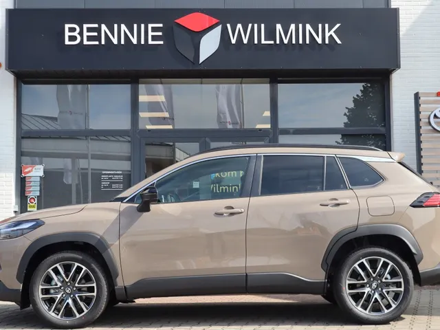 Toyota Corolla Cross Hybrid 140 Dynamic | Stoel/Stuur verwarming | Dodehoek Detectie | Elek. Klep