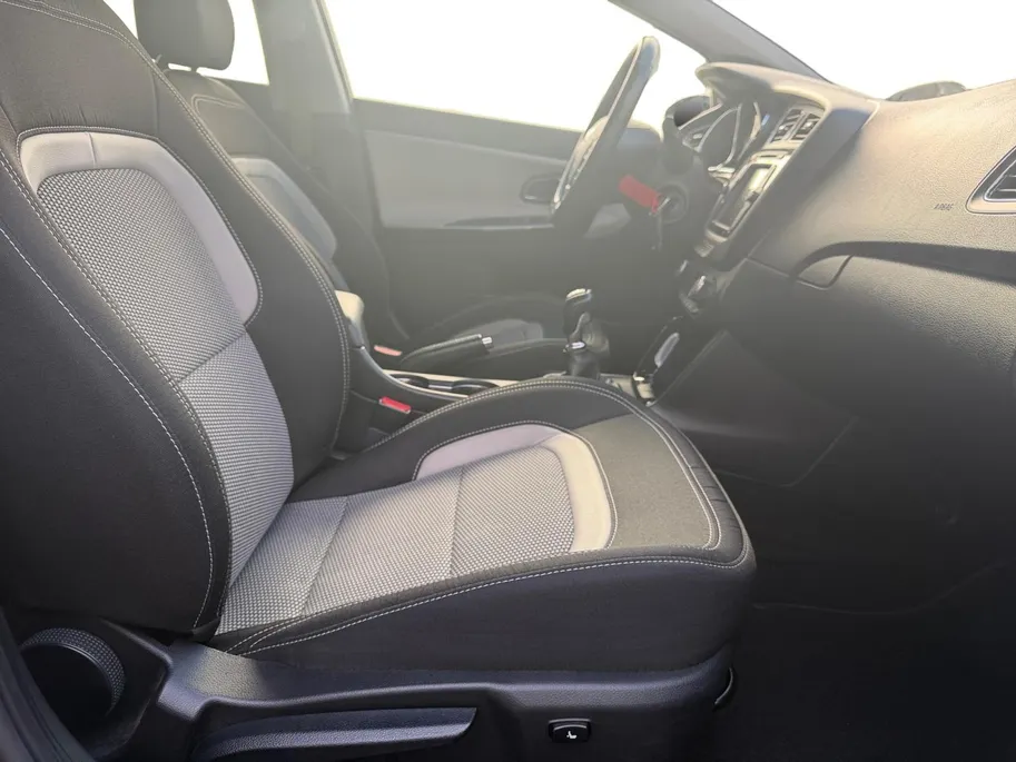 Kia cee'd Sportswagon 1.6 GDI BusinessLine | Nette auto | Dealer onderhouden | Achteruitrijcamera | Navigatie | Cruise & Climate control | 12 Maanden BOVAG garantie |