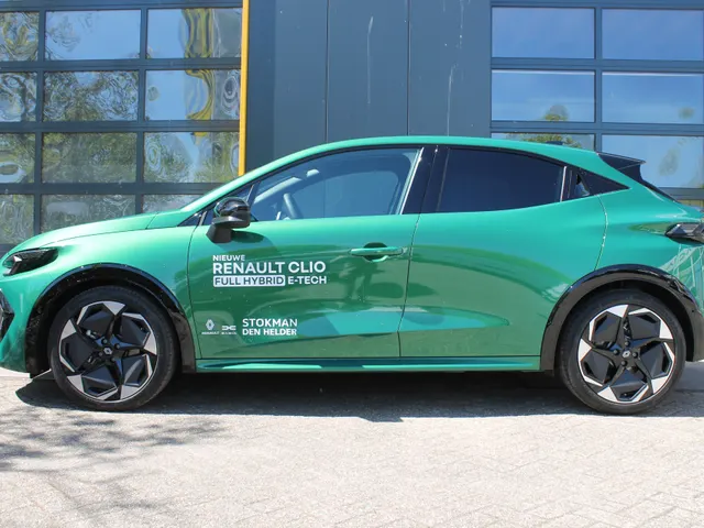 Renault Clio 1.8 Hybrid 160 AUT techno | Navigatie | Adaptive Cruise | Achterspoiler | Stoelverwarming | DEMONSTRATIE AUTO, VRAAG NAAR BESCHIKBAARHEID |