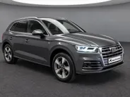 Audi Q5 50 TFSI e quattro S edition · Trekhaak · Adaptive Cruise Control · Apple/Android Car Play · Dodehoeksensoren · Stoelverwarming ·  Drive select · 360°Camera + Parkeersensoren ·