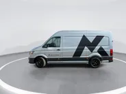 Volkswagen Bedrijfswagens Crafter Bedrijfswagens 35 Trendline 2.0 TDI 140pk L3H3 · 18' LM velgen · Trekhaak · Sidebars · Achterdeurspoiler · Voorspoiler · Camera · Apple/Android Car Play · Navigatie