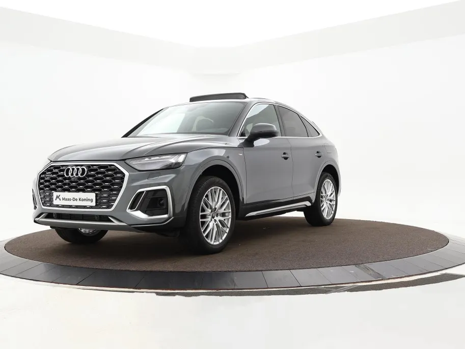 Audi Q5 Sportback 50 TFSIe 299pk S-Tronic S edition Competition · Panoramadak · Camera · Keyless · Elek. Stoelen + Geheugen Bestuurder · Elek. Achterklep · Apple/Android Car Play ·