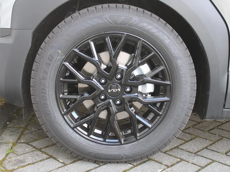 Kia PV5 Passenger Plus 71.2 kWh | Stuur-/stoelverwarming v+a | Camera | Cruise adapt. | Draadloze telefoonlader | PDC v+a | Clima | Navi | LED | 17' LM |
