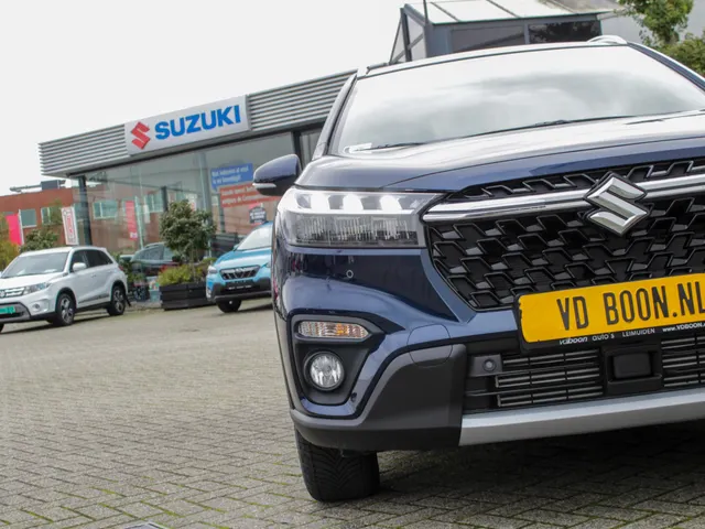 Suzuki S-Cross 1.5 Hybrid Select Automaat | Adap. Cruise | Carplay/Android | Camera | Lm-Velgen