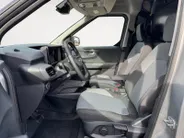 Ford E-Transit Courier Limited 46 kWh | Nieuw te bestellen | Prijs Exclusief BTW - Incl. Kosten Rijklaarmaken | Automaat | Trekhaak | Navigatiesysteem | Adaptieve Cruise Control | Dodehoek detectie