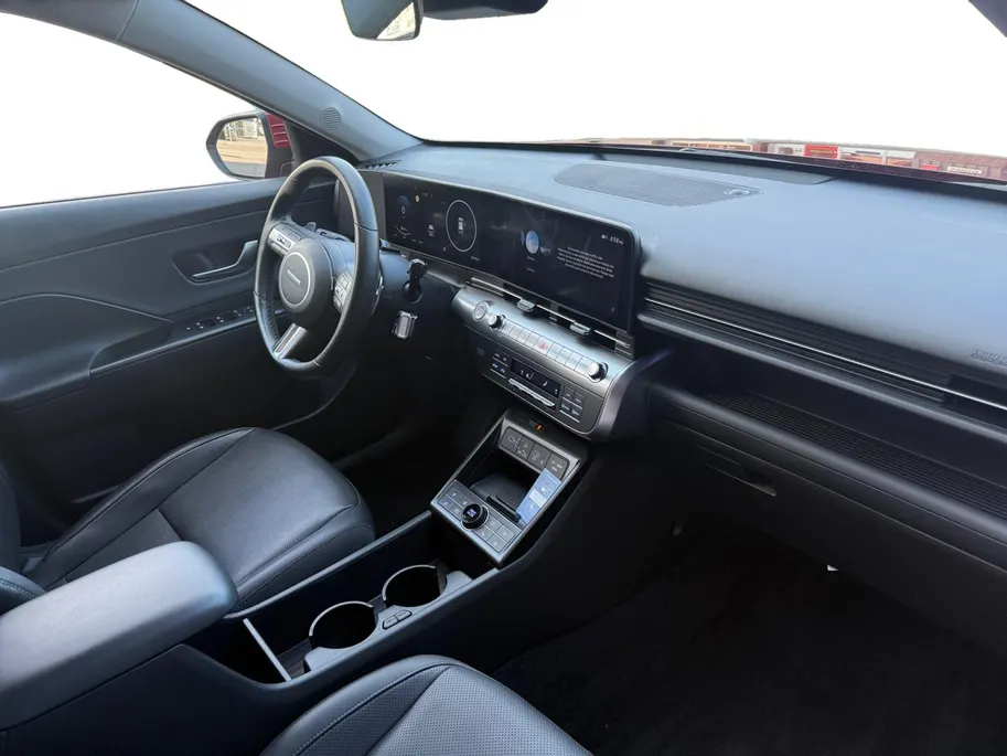 Hyundai Kona 1.6 GDI HEV Premium Sky | 1e Eigenaar | Panoramadak | Stoelkoeling/Verwarming | Elektr. Achterklep | Dodehoek detectie | 360 Camera | Fabrieksgarantie! |