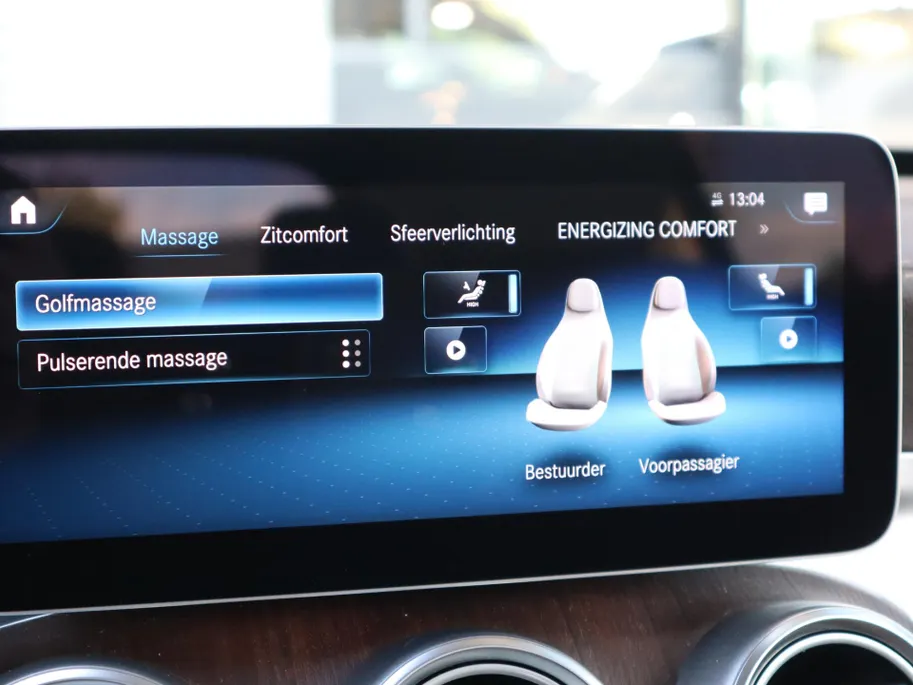 Mercedes-Benz GLC 300 4MATIC AMG line l Panoramadak l Stoelverwarming l Ambiente lichtpakket