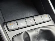 Hyundai i20 1.0 T-GDI Premium | Climate Controle| Lichtmetalen velgen| Metallic lak| Navigatie| Stoel verwarming| Stuur verwarming| Camera| Parkeer sensoren