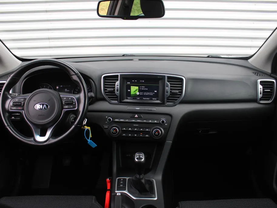 Kia Sportage 1.6 GDI First Edition | Trekhaak | 17' LM | Clima | Cruise | Navi | Camera | Parkeersensor achter |