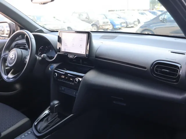 Toyota Yaris Cross 1.5 Hybrid Explore | Stoelverwarming | Parkeersensoren