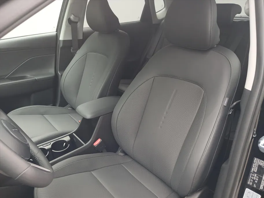 Hyundai Kona 1.6 GDI HEV 138pk DCT Premium / DIRECT LEVERBAAR! / Demonstratieauto /