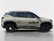 Kia Seltos X-Line Demo Edition 1.6 T-GDI | Climate control | Navigatie | Cruise control | 360Gr camera