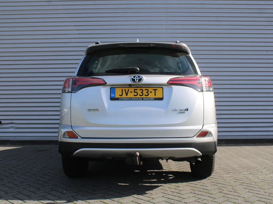 Toyota RAV4 2.0 VVT-i AWD Dynamic | 17' LM | Airco | Navi | Camera | Trekhaak | Automaat |