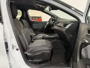 Renault Captur 160PK E-Tech Full Hybrid Techno Automaat | Camera | Parkeersensoren | Adaptive Cruise Control | Climate Control | Apple CarPlay/Android Auto | Full LED | Licht & Regen Sensor | Lichtmetalen Velgen |