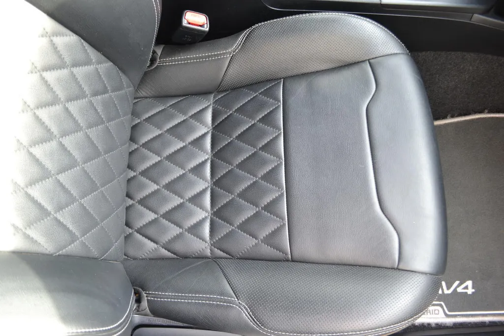 Toyota RAV4 2.5 HYBRID AWD EXECUTIVE|LUXE|TREKHAAK