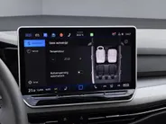 Volkswagen Golf 1.5 eHybrid Life Edition Panoramadak · Achteruitrijcamera · Draadloze telefoonlader · Stuur- & Stoelverwarming