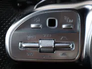 Mercedes-Benz GLC 300e 4MATIC Business Solution AMG l Trekhaak l Stoelverwarming l Achteruitrij camera