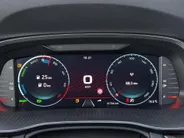 Škoda Octavia Combi 1.4TSI/245PK iV PHEV RS DSG · Panoramadak · Camera · Stoel + achterbank verwarmd · Canton Audio · Apple/Android Car Play ·