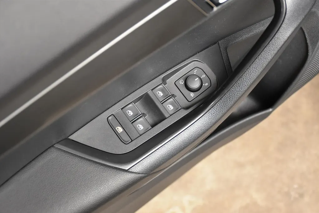 Škoda Karoq 1.5 TSI ACT Greentech 150pk Business