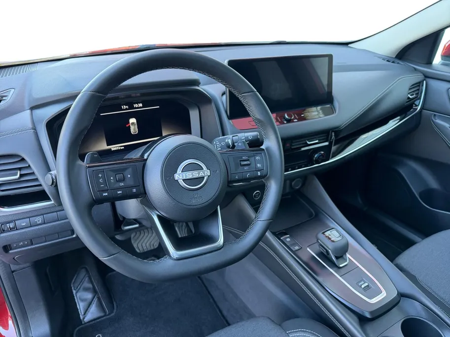 Nissan QASHQAI 1.3 MHEV Xtronic N-Connecta 158PK AUTOMAAT | Apple Carplay & Android Auto| Climate Controle | 4 seizoen banden | Metallic lak | Lichtmetalen velgen | Navigatie | Panoramadak | Dakrails | Dealer onderhouden | 1ste eigenaar