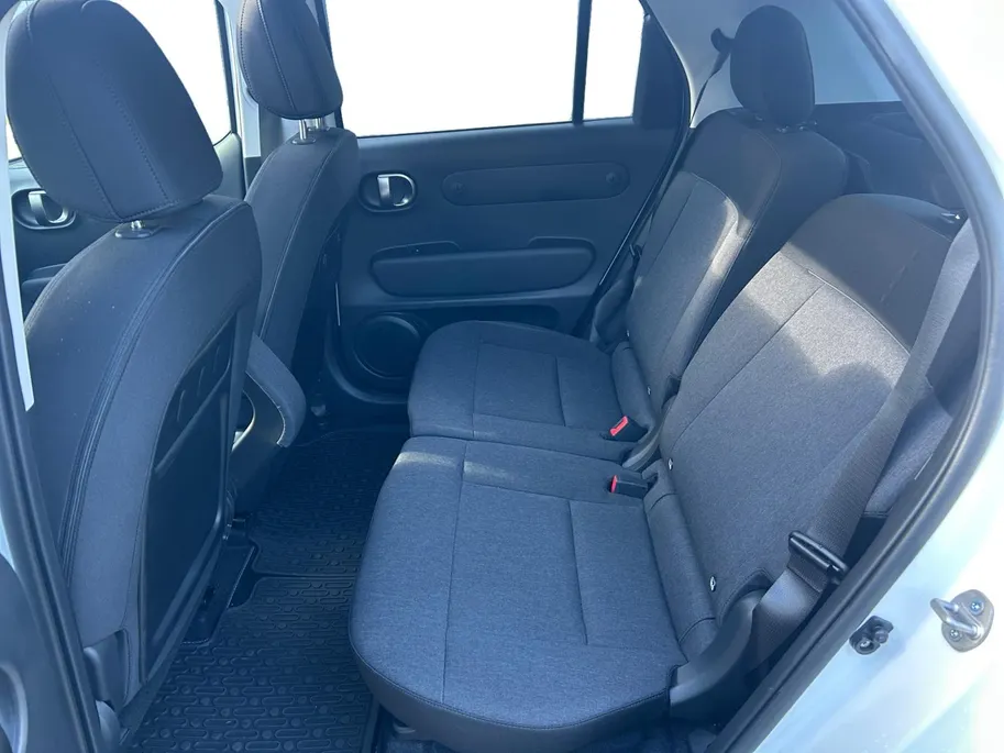 Hyundai Inster Evolve Sky 49 kWh Zeer rijk uitgevoerd met oa schuif/kanteldak, airco etc! Nu met DEMOKORTING! Incl. resterend fabrieksgarantie!!