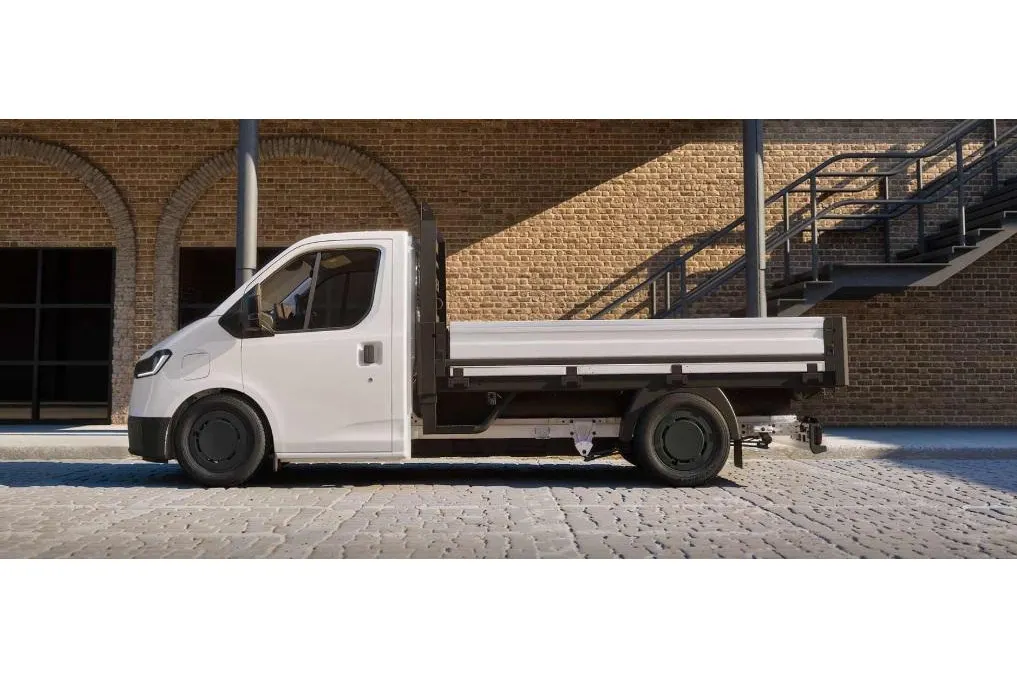 Ford Transit City 330 GB Trend L2H2 56 kWh 150 pk FWD | 12,3 scherm met apple car play & android auto | Adaptive cruise control | Parkeersensoren voor en achter | Achteruitrijcamera | Bijrijdersbank | Vanaf heden bestelbaar! - Bezichtigen vanaf Q4-2026