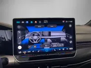 Volkswagen Golf 1.5 272pk DSG eHybrid GTE · Panoramadak · Alarm · 360 Camera · Wegklapbare Trekhaak · Apple/Android Car Play · Stoel-& Stuurverwarming · 18'' Inch · Garantie t/m 26-11-2030 of 100.000km