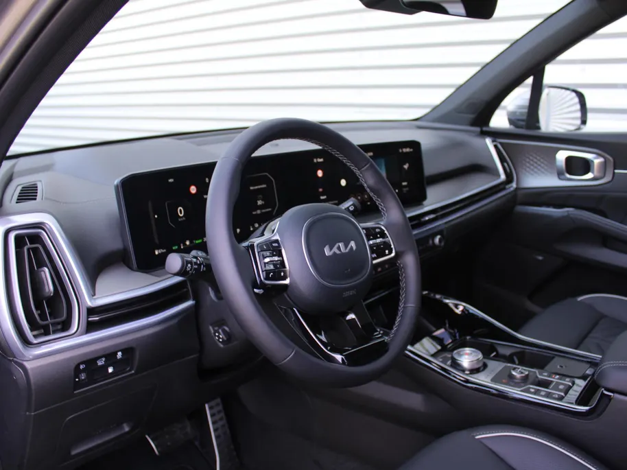 Kia Sorento 1.6 T-GDi Plug-in Hybrid 4WD ExecutiveLine 7p | Automaat | Nieuw | Direct leverbaar |