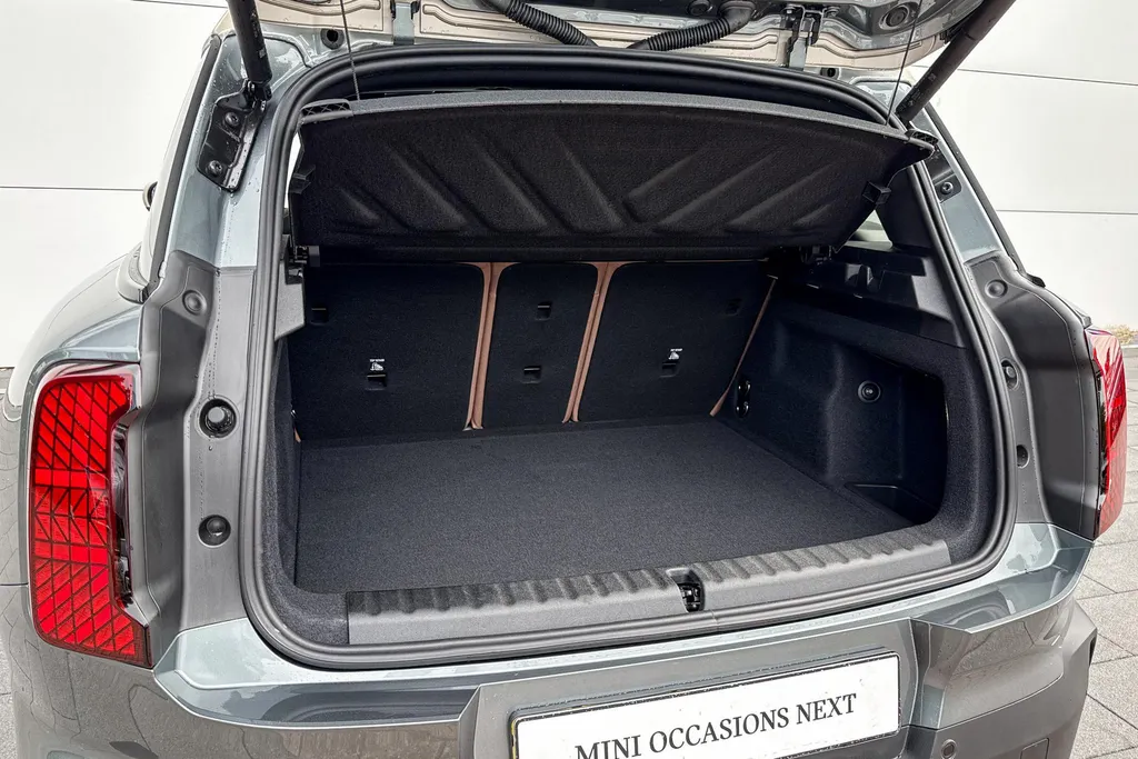 MINI Countryman 1.5 C John Cooper Works XL