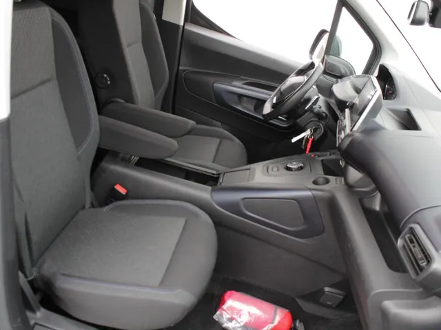 Peugeot Rifter Long 1.2 Puretech Long Allure Automaat | Carplay / Android Auto | Clima | Park sens