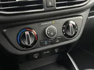 Hyundai i10 1.0 Comfort Smart | Camera | Navi | Cruise | Apple Carplay | Android Auto |